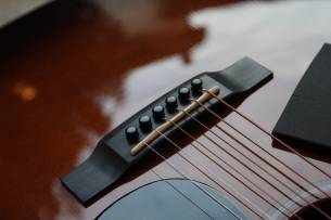 MARTIN "Custom Shop CS-00" HARDCASE, PAPERS