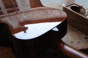 MARTIN "Custom Shop CS-00" HARDCASE, PAPERS