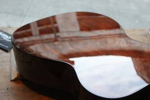 MARTIN "Custom Shop CS-00" HARDCASE, PAPERS