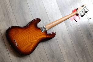 FENDER "Limited Edition Suona Jazz Bass Thinline" HARDCASE, 3, 96 KG