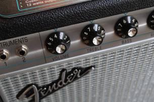 FENDER "'68 Princeton Reverb-Amp 12-Watt 1x10"