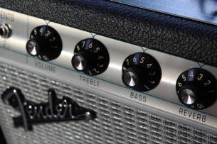 FENDER "'68 Princeton Reverb-Amp 12-Watt 1x10"
