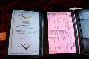 FENDER "Eric Johnson "Virginia" Strat" HARDCASE, 3, 47 KG
