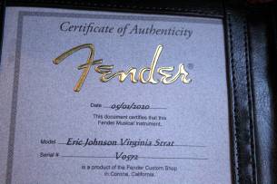 FENDER "Eric Johnson "Virginia" Strat" HARDCASE, 3, 47 KG