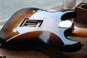 FENDER "Eric Johnson "Virginia" Strat" HARDCASE, 3, 47 KG