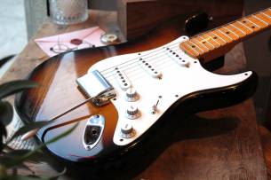 FENDER "Eric Johnson "Virginia" Strat" HARDCASE, 3, 47 KG