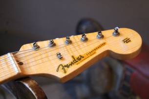 FENDER "Eric Johnson "Virginia" Strat" HARDCASE, 3, 47 KG