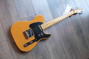 FENDER "American Professional II Telecaster,Butterscotch Blonde, Maple" HARDCASE. 3, 19 KG