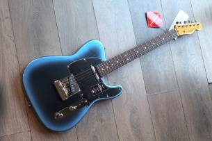 FENDER "American Professional II Telecaster,Dark Night, Rosewood" HARDCASE, 3, 59 KG