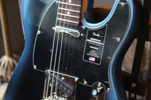 FENDER "American Professional II Telecaster,Dark Night, Rosewood" HARDCASE, 3, 59 KG
