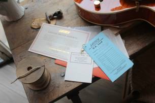 GRETSCH "G6120TGQM-56 Limited Edition Quilt Classic Chet Atkins, Hollow Body with Bigsby, Roundup Orange Stain Lacquer" HARDCASE