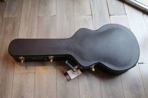 GRETSCH "G6120TGQM-56 Limited Edition Quilt Classic Chet Atkins, Hollow Body with Bigsby, Roundup Orange Stain Lacquer" HARDCASE