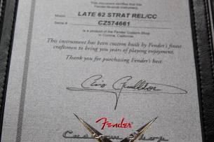 FENDER Custom Shop Late 1962 Stratocaster Relic Closet Classic Hardware, 3-Colour Sunburst