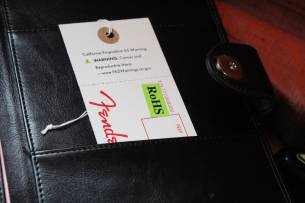 FENDER Custom Shop Late 1962 Stratocaster Relic Closet Classic Hardware, 3-Colour Sunburst