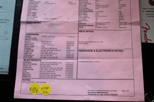 FENDER Custom Shop Late 1962 Stratocaster Relic Closet Classic Hardware, 3-Colour Sunburst