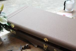 FENDER Custom Shop Late 1962 Stratocaster Relic Closet Classic Hardware, 3-Colour Sunburst