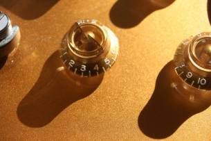 GIBSON Memphis ES-Les Paul Bass Gold Top