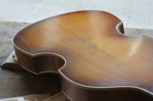 HOFNER Violin Bass 500/1 Relic 61 HARDCASE, 2, 22 KG