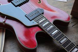 EASTMAN T64/TV-T Vintage Red with Hardcase, 2, 53 KG