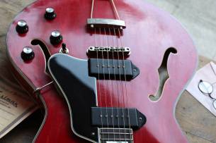 EASTMAN T64/TV-T Vintage Red with Hardcase, 2, 53 KG