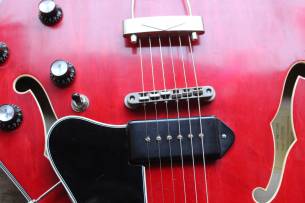 EASTMAN T64/TV-T Vintage Red with Hardcase, 2, 53 KG