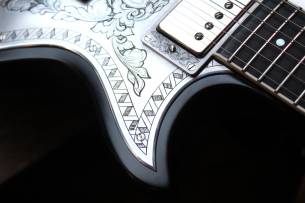 GRECO GZMF500, Metal Front, Back in Black by ZEMAITIS, HARDCASE, 4, 05 KG