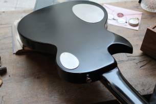 GRECO GZMF500, Metal Front, Back in Black by ZEMAITIS, HARDCASE, 4, 05 KG