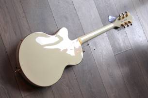 GRETSCH Electromatic Chris Rocha Broadkaster Jr. Center Block, Rosewood Fingerboard, Vintage White, Hardcase