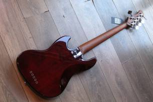 SIRE Marcus Miller V5, 5 Strings, Tobacco Sunburst, 4, 4 KG