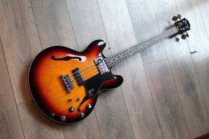 EPIPHONE Rivoli II VC, Made in Korea in the Year 2000, Hardcase, 4, 25 KG