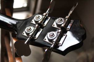 EPIPHONE Rivoli II VC, Made in Korea in the Year 2000, Hardcase, 4, 25 KG