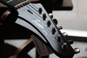 EASTMAN Juliet/v Bigsby Antique Black, GIGBAG ,3, 333 KG