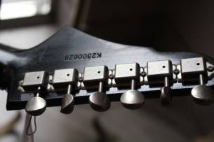 EASTMAN Juliet/v Bigsby Antique Black, GIGBAG ,3, 333 KG
