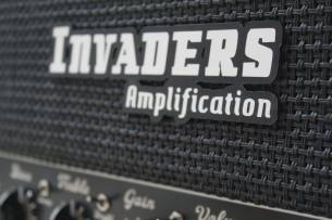 INVADERS 535 Bluegrass Green Bronco + 512 Cabinet Green Bronco