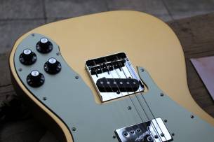 FENDER Made in Japan Hybrid Telecaster Custom Limited Run Roasted Maple Neck with Gig Bag, 2,46 KG