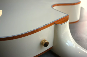 GRETSCH G6136-1958 Stephen Stills Signature White Falcon with Bigsby, Ebony Fingerboard HARDCASE