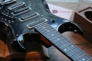 HAGSTROM Retroscape / H-III, Black, 3, 80 KG