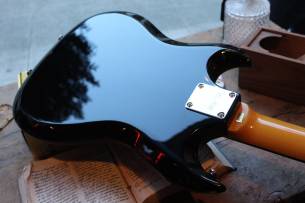 HAGSTROM Retroscape / H-III, Black, 3, 80 KG