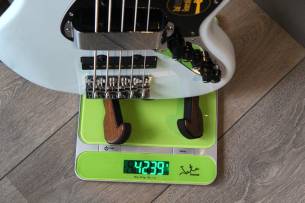 SIRE Marcus Miller V3 2nd Generation, 5 strings, Sonic Blue, 4, 23 KG