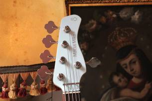 SIRE Marcus Miller V3 2nd Generation, 5 strings, Sonic Blue, 4, 23 KG