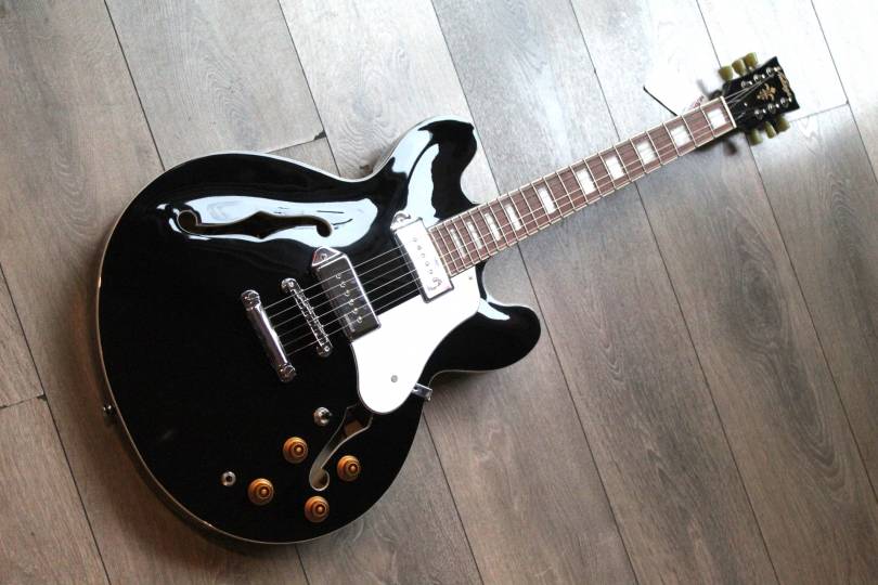 VINTAGE VSA500P ReIssued Boulevard Black, 3, 59 KG