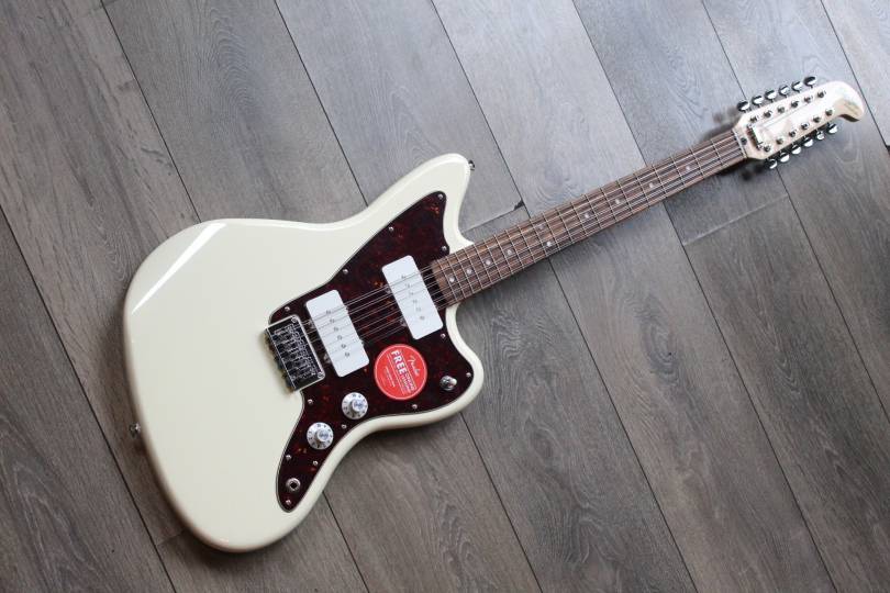 SQUIER Paranormal Jazzmaster XII, Laurel Fingerboard, Tortoiseshell Pickguard, Olympic White