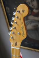 FENDER 70th Anniversary American Vintage II 1954 Stratocaster, Maple Fingerboard, 2-Color Sunburst , HARDCASE, 3, 97 KG