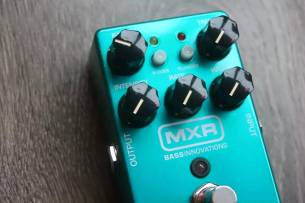 MXR Bass Chorus Deluxe (M83)