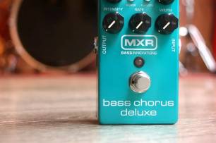MXR Bass Chorus Deluxe (M83)