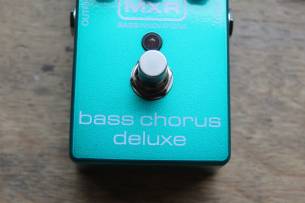 MXR Bass Chorus Deluxe (M83)