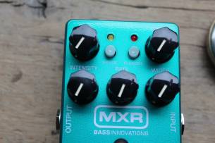 MXR Bass Chorus Deluxe (M83)