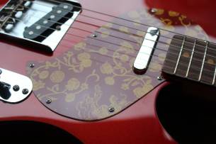 FENDER Limited Edition Raphael Saadiq Telecaster, Rosewood Fingerboard, Dark Metallic Red, HARDCASE, 3, 62 KG