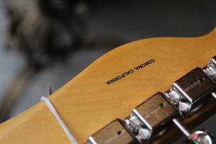 FENDER Limited Edition Raphael Saadiq Telecaster, Rosewood Fingerboard, Dark Metallic Red, HARDCASE, 3, 62 KG