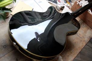 DUESENBERG Alliance Soundgarden Black Hole Sun Chris Cornell, HARDSCASE, 3, 93 KG, 100 units Worldwide